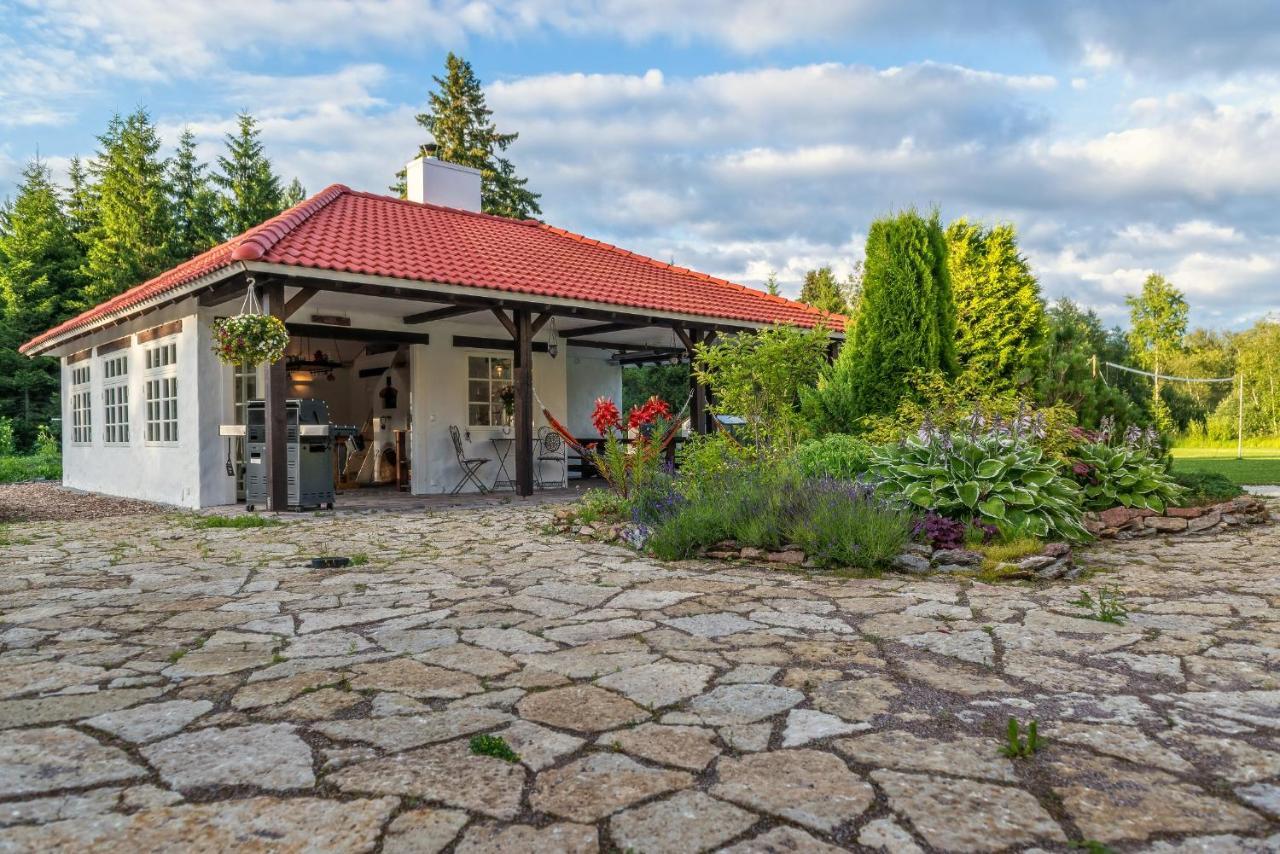Вилла Sambliku Treehouse Jogisoo Экстерьер фото
