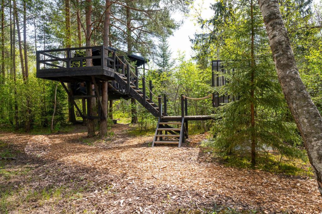Вилла Sambliku Treehouse Jogisoo Экстерьер фото